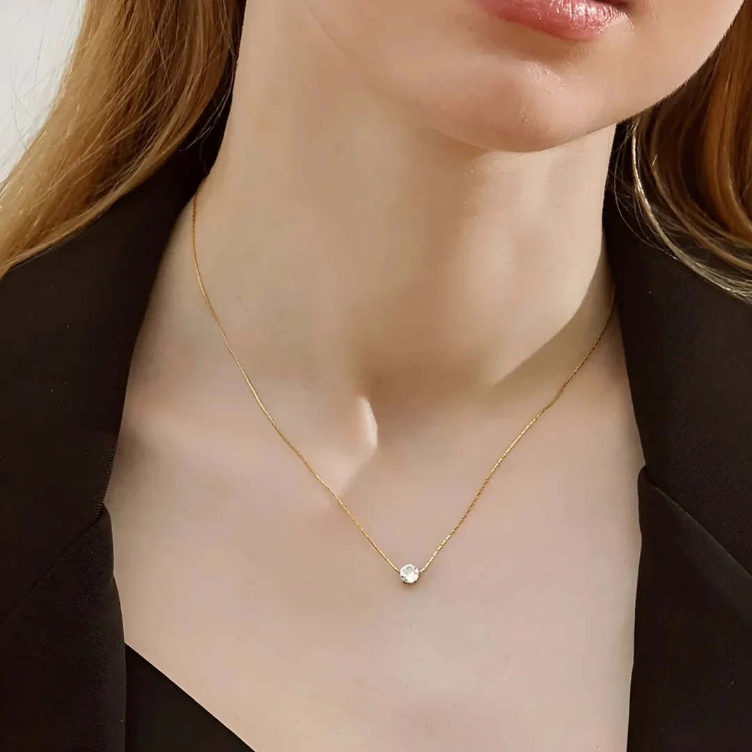 Dainty Sparkle Necklace Gold - Image 4